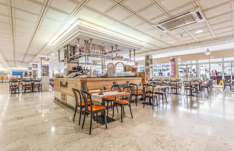 Restaurants - 10