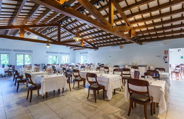Restaurants - 4
