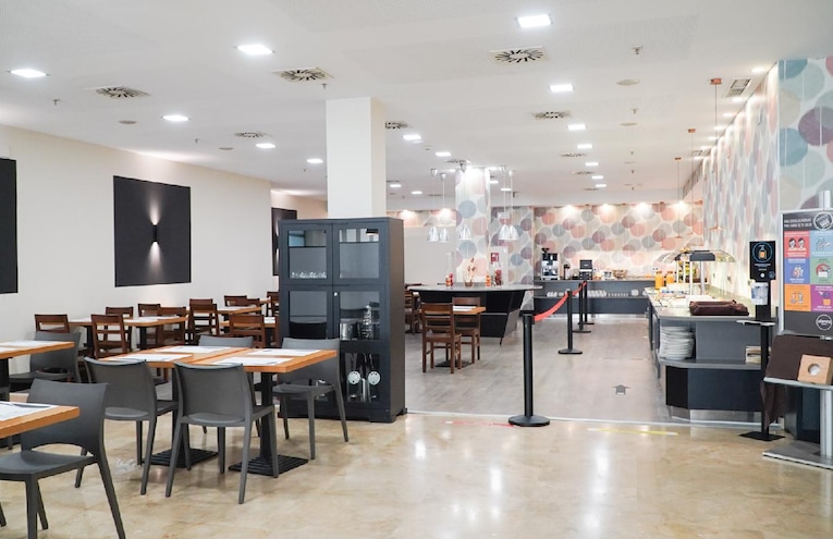 Restaurants - 4