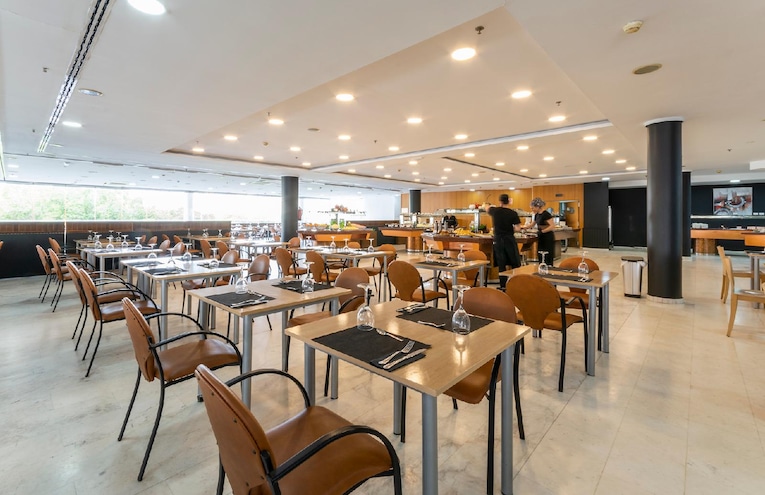 Restaurants - 4