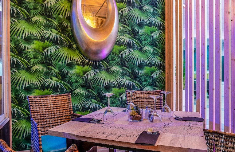 Restaurants - 9