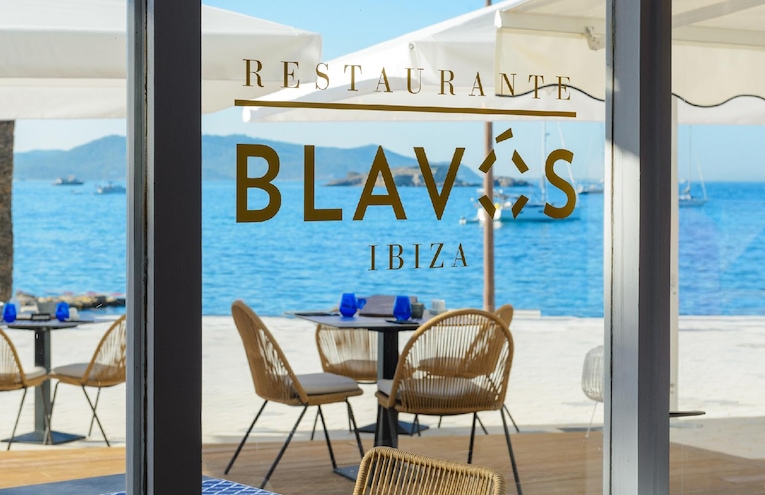 Restaurants - 15