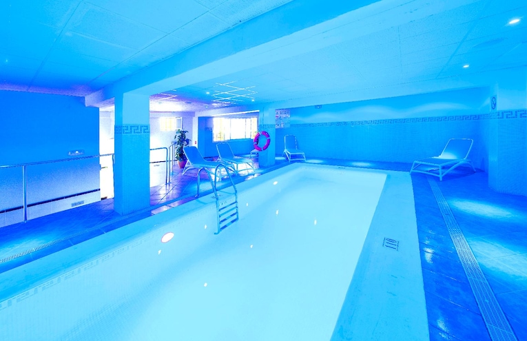 Schwimmbäder - 2