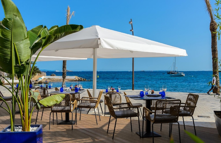 Restaurants - 1