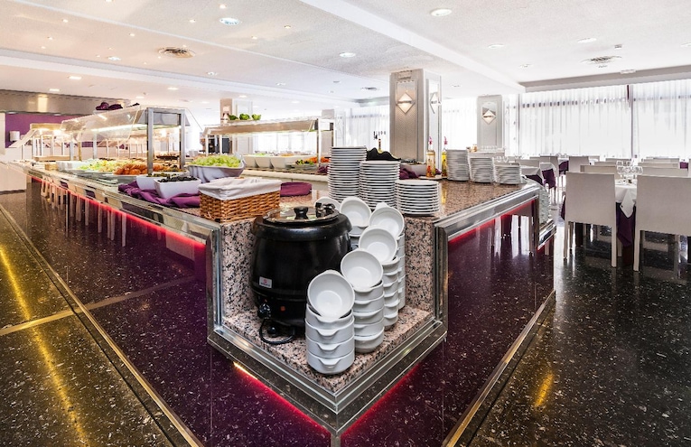 Restaurants - 6