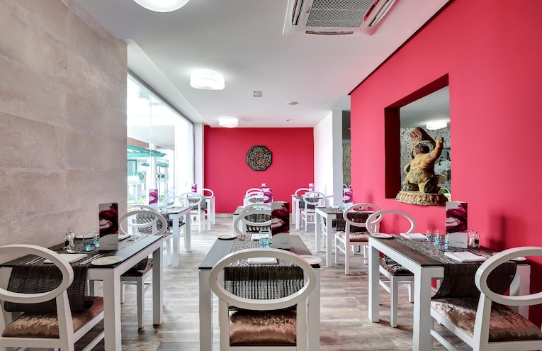 Restaurants - 1