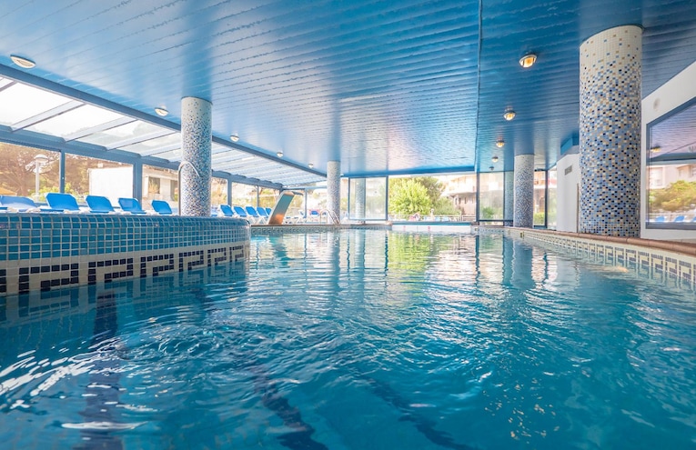 Schwimmbäder - 1