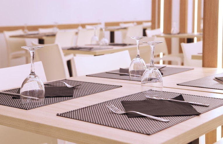 Restaurants - 6