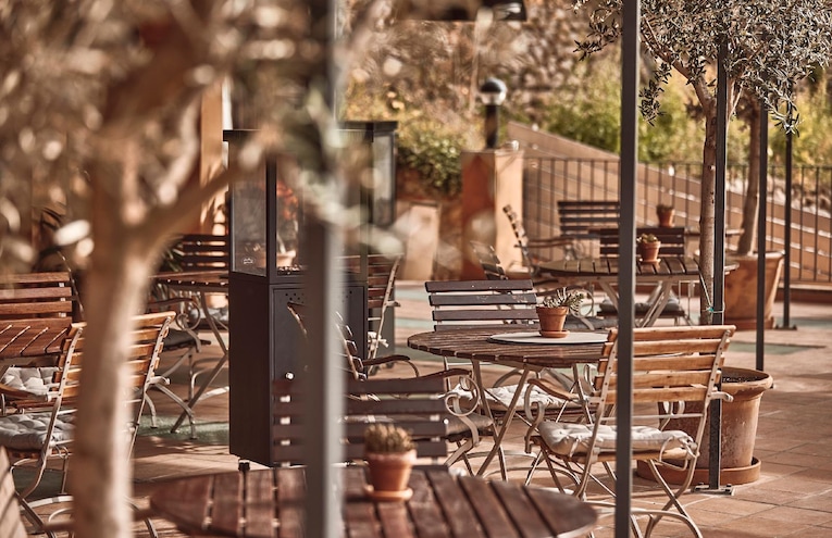 Restaurants - 7