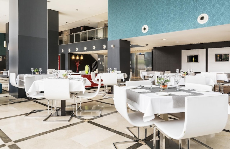 Restaurants - 4