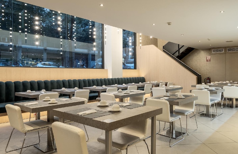 Restaurants - 4
