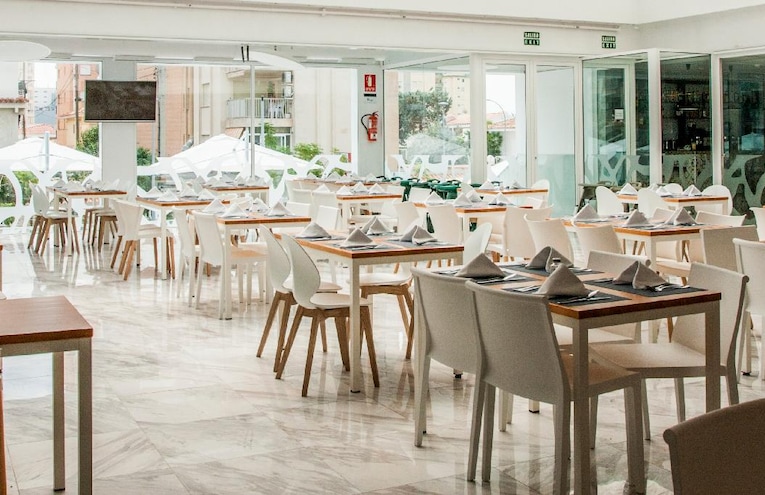 Restaurants - 4