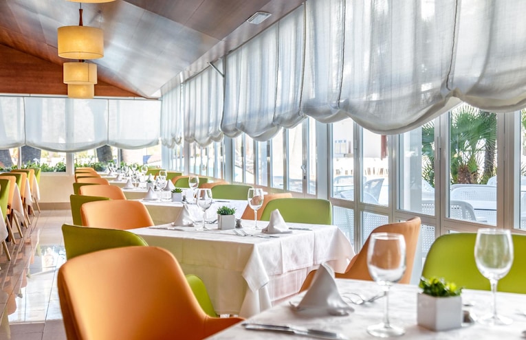 Restaurants - 3