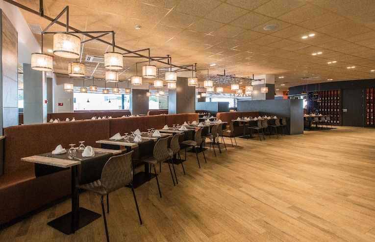 Restaurants - 4