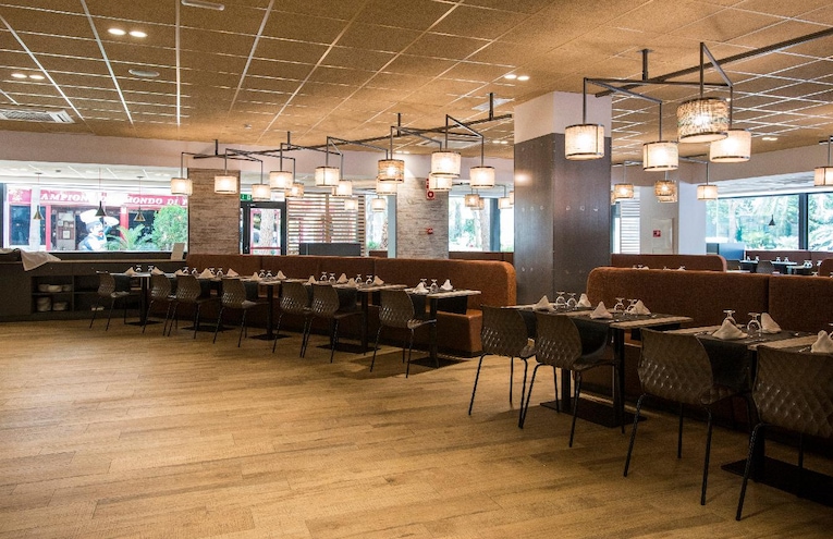 Restaurants - 10