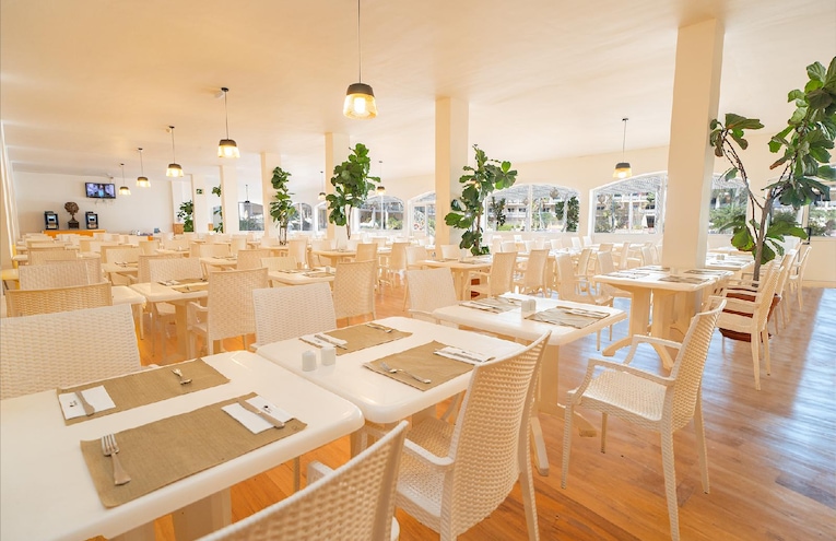 Restaurants - 4