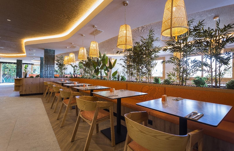 Restaurants - 6