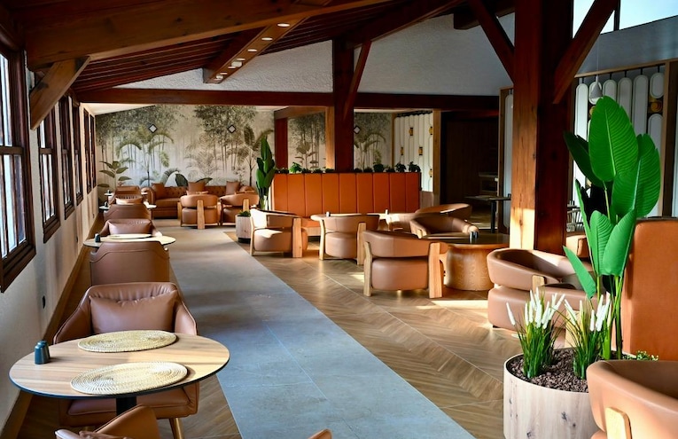 Restaurants - 7