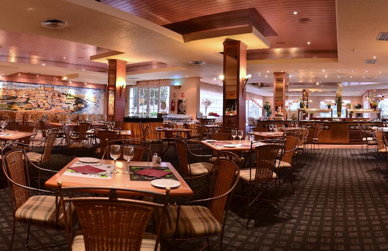 Restaurants - 4
