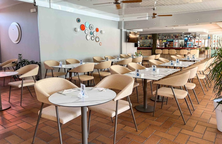 Restaurants - 7