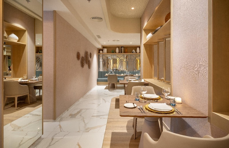 Restaurants - 7