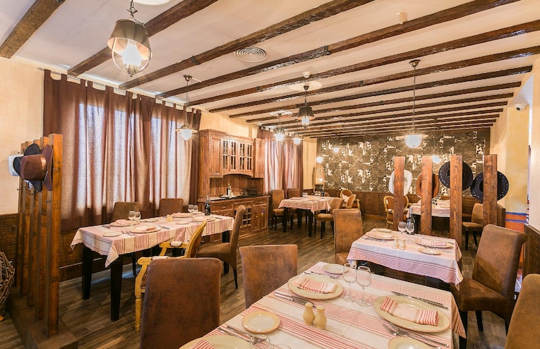 Restaurants - 9