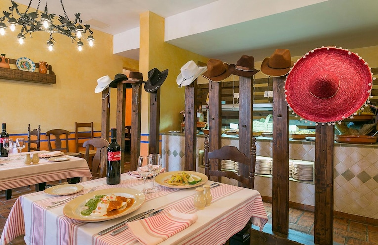 Restaurants - 7