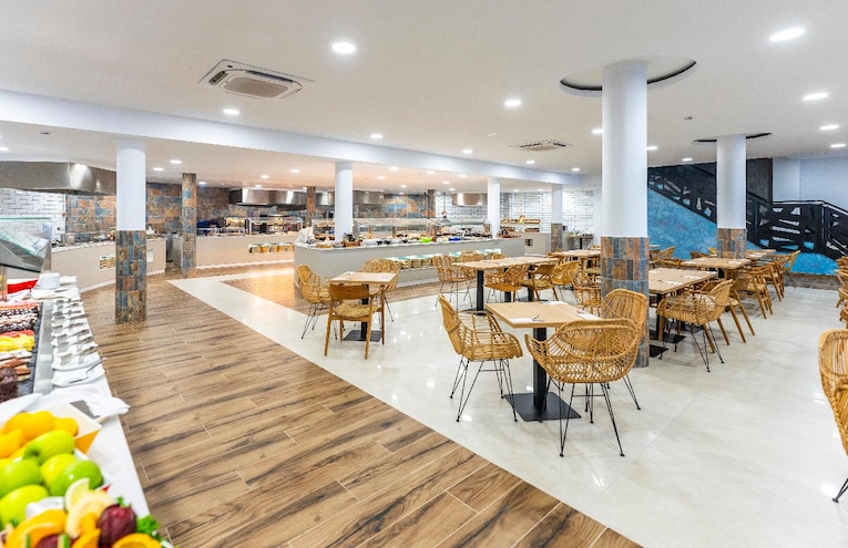 Restaurants - 15