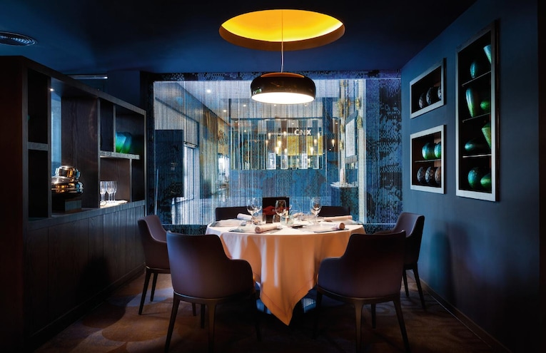 Restaurants - 6