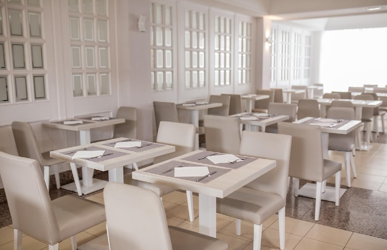 Restaurants - 8