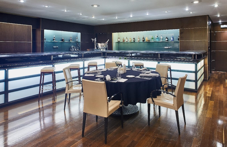 Restaurants - 4