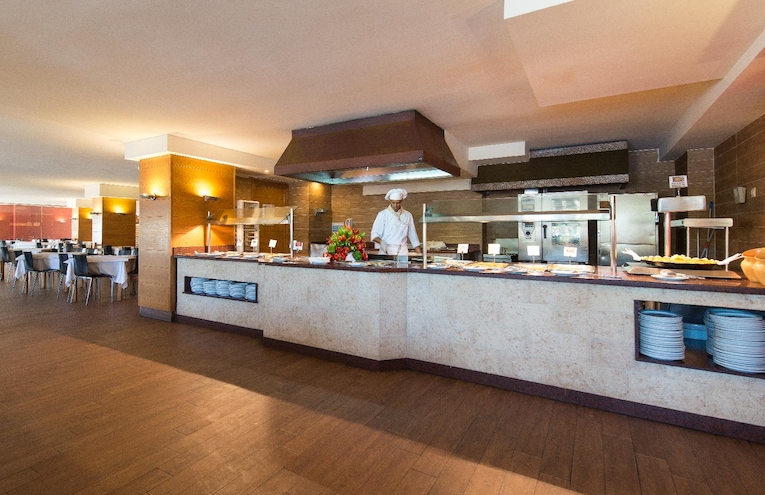 Restaurants - 10