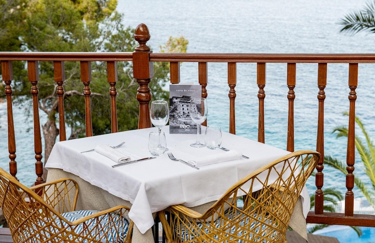 Restaurants - 1