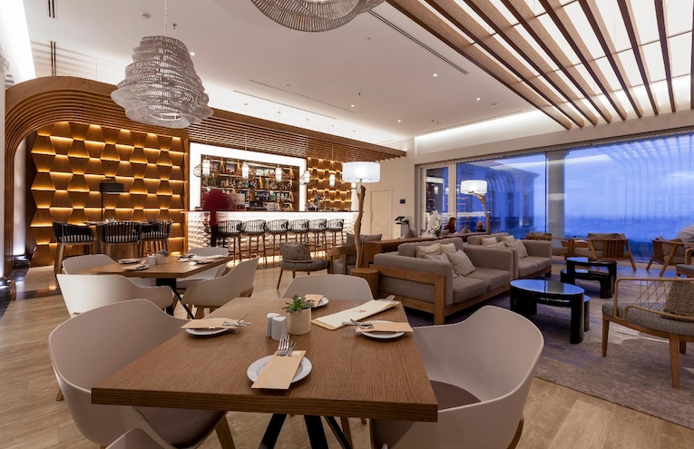 Restaurants - 7