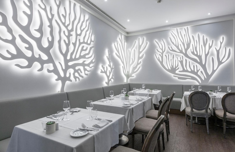 Restaurants - 11