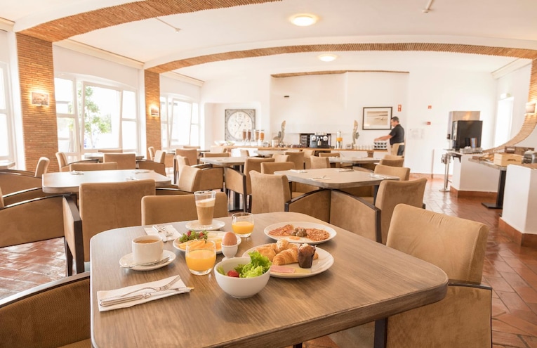 Restaurants - 3