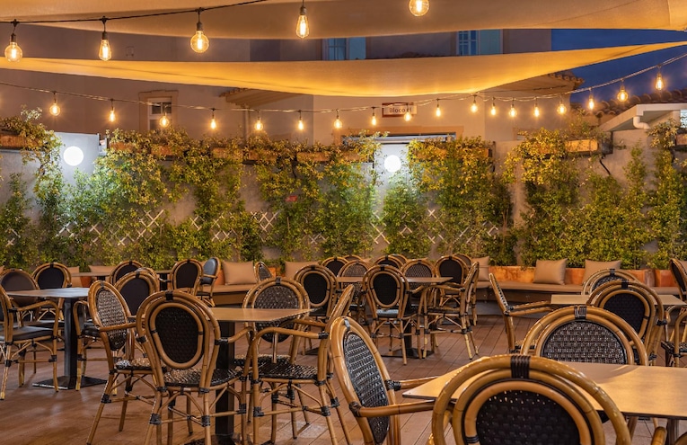 Restaurants - 1