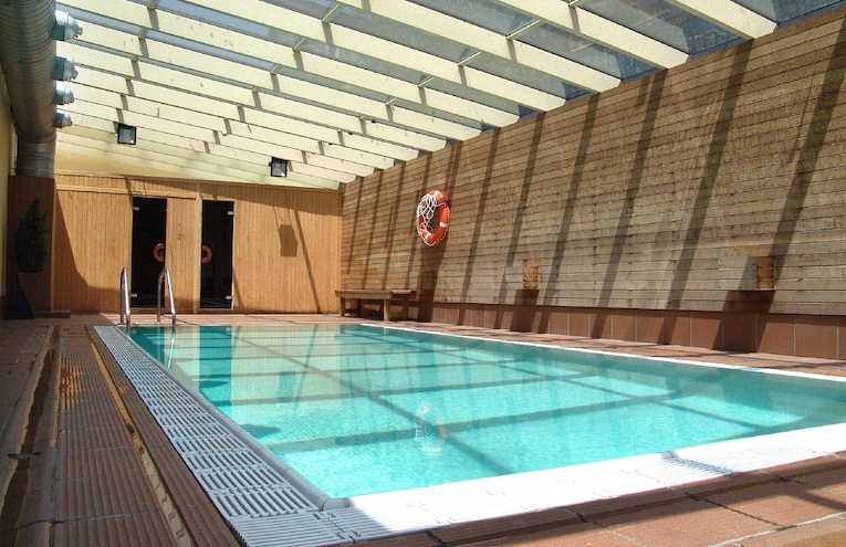 Schwimmbäder - 1