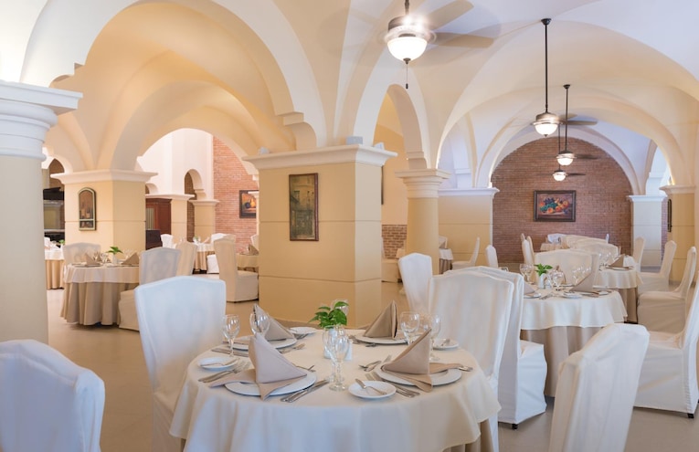 Restaurants - 4