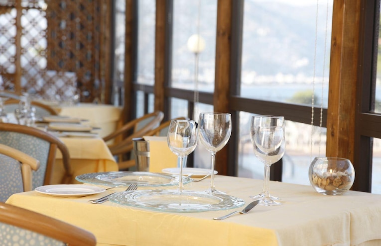 Restaurants - 1