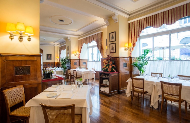 Restaurants - 4