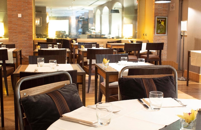 Restaurants - 1