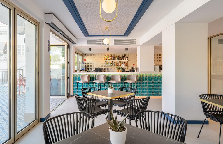 Restaurants - 4