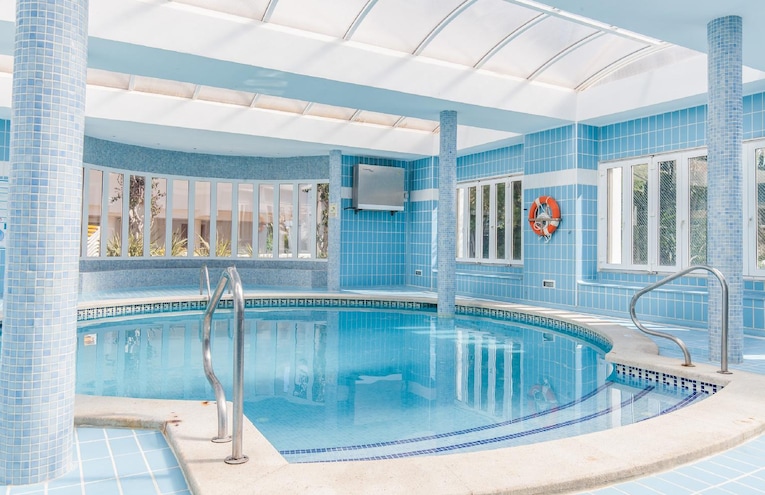 Schwimmbäder - 2
