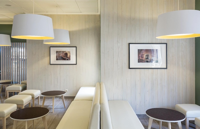 Restaurants - 6