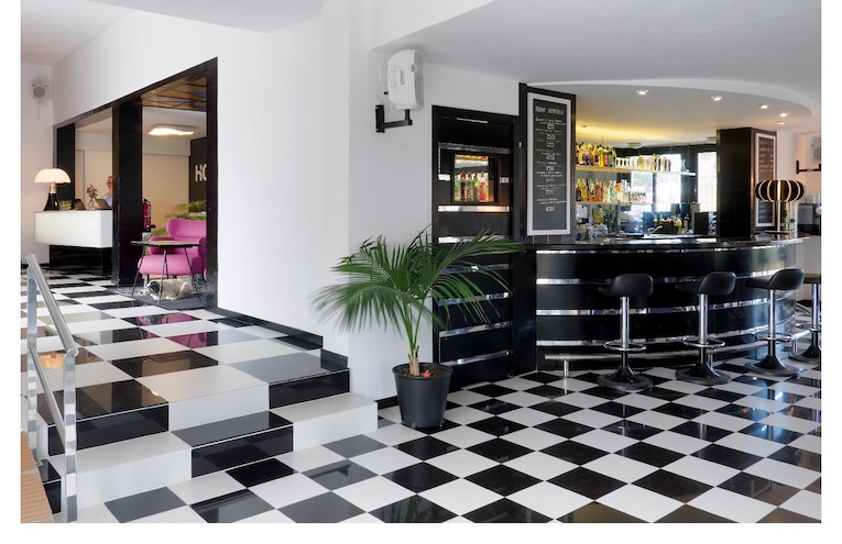 Restaurants - 1