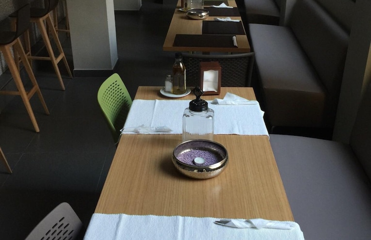 Restaurants - 7