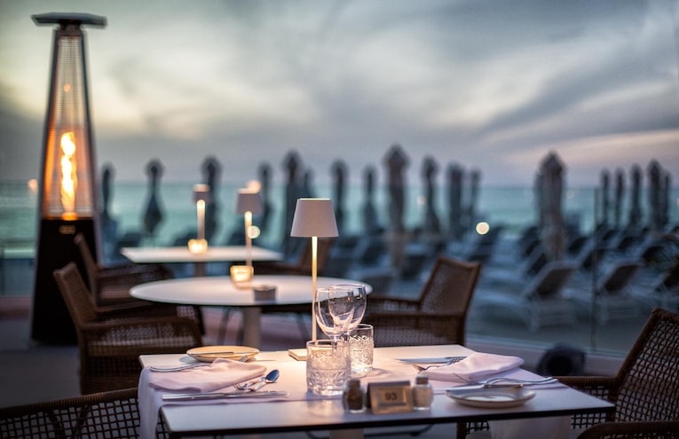 Restaurants - 7