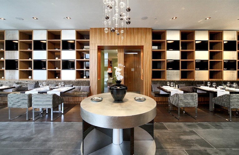 Restaurants - 3