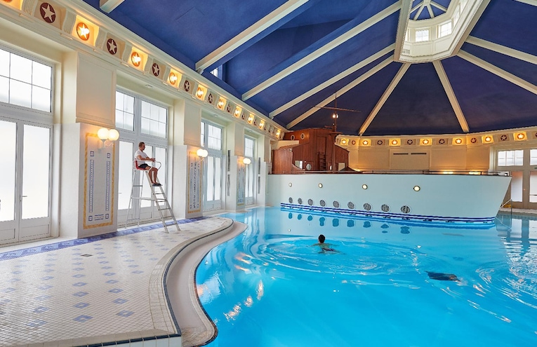Schwimmbäder - 3